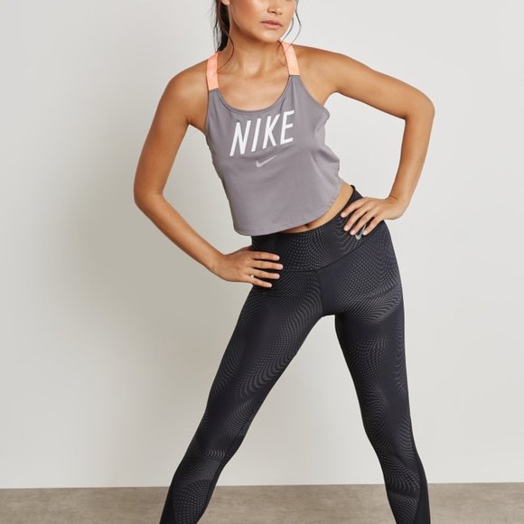 nike elastika crop